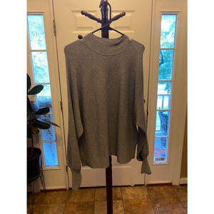 TAHARI GRAY VISCOSE BLEND SWEATER SIZE XL